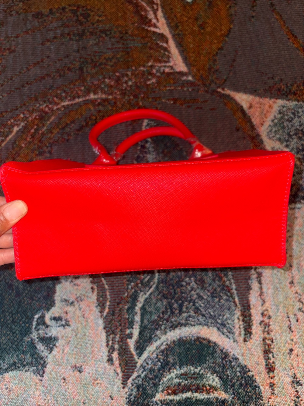 I Speak Designer Mini Handbag in Bright Red with White Detail - Picture 5 of 6